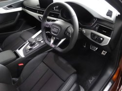 S lineブラッシュドアルミニウム