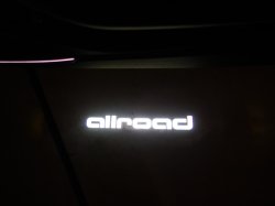 画像2: AudiAG純正allroadロゴカーテシLED左右セット