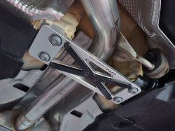 A4(F4)にXプレートを付けたスポーツ仕様