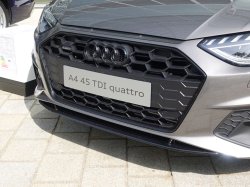 画像4: Audi純正FL後A4/A5F4/F5)用フロント用4Ringsブラックエンブレム