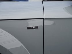 画像1: Audi純正TT20周年記念エンブレム