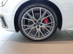 画像1: Audi純正A4/S4(F4/8W)専用19インチ5Vスポークスターデザインアルミホイールセット