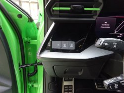 画像10: AudiAG純正RS 3(GY/8Y)用アクセントサーフェスマットカーボンデコラティブパネルセット