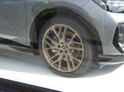画像9: AudiAG純正Q4 e-tron用21インチ5スポークシュテルンデザインアルミホイールセット