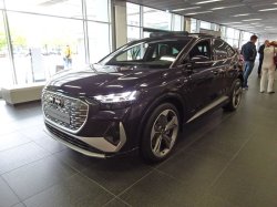 画像2: AudiAG純正Q4 e-tron用21インチ5スポークエボデザインアルミホイールセット