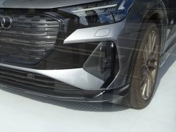 画像4: Audi純正Q4(FZ/F4)S line用ブラックエアガイドグリルトリムセット