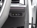 Audi純正Q4 e-tron(FZ/F4)用ハイグロス静電容量式ヘッドライトスイッチ