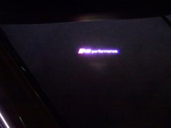 画像2: Audi純正RSperformanceロゴカーテシーLEDセット