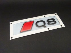 画像3: AudiAG純正Q8 e-tron用Q8 S lineブラックエンブレム