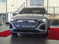 ブラック(ダーク)