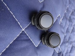 (オプション)ブラックのパーキングセンサー