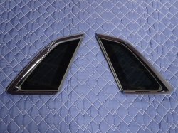 モール/クオーターガラスASSY