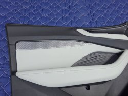 チープすぎる・・・