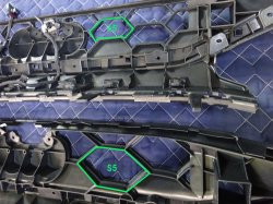 グリルブラケット:ハニカムの大きさが違い互換性がありません