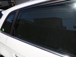 ガラスを上げた状態