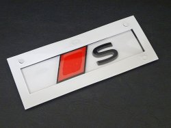 画像1: Audi純正S6 e-tron用2DグリルSロゴエンブレム