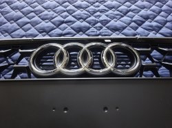 画像6: Audi純正A1スポーツバック(GB)用ブラックスタイリング用フロントグリル