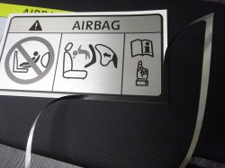 周りを先に剥がすと剥離が楽です