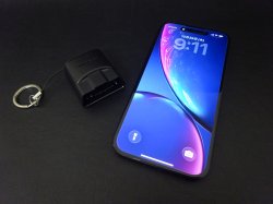 デバイスとスマートフォンを合わせて使用します