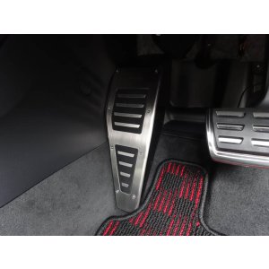 画像: アウディ純正TT(FV)用RHDフットレストカバー