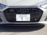 画像: Audi純正FL後A4/A5(F4/F5)用フロント用4Ringsブラックエンブレム