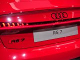 画像: AudiAG純正リア用RS 7ブラックエンブレム