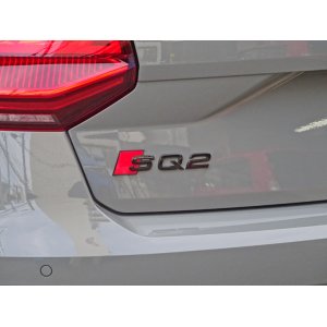 画像: Audi純正リア用S Q2ブラックエンブレム