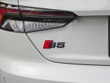 画像: AudiAG純正リア用S5ブラックエンブレム