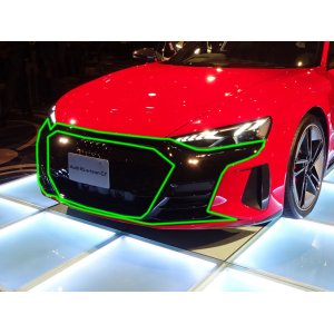 画像: Audi純正e-tron GT(FW/F8)用フロントグリルトリム