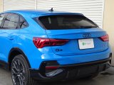 画像: AudiAG純正Q3(F3)セレクション用ダイナミックウィンカーテールランプ