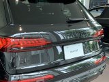 画像: Audi純正FL後Q7(4M)用Gブラックテールゲートトリム/テールランプセット