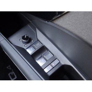 画像: Audi純正e-tron GT(FW/F8)用アルミ調パワーウィンドウスイッチセット