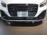 画像: Audi純正FL後S Q2/Q2 S line(GA)用グロスブラックエアガイドグリルトリム