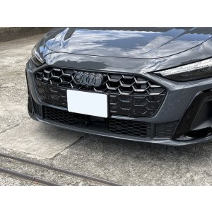 画像: アウディ純正A5(FU)用グロスブラックラジエーターグリル