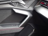 画像: アウディ純正FL後RS 3用バナジウムルックドアプルハンドル左右セット