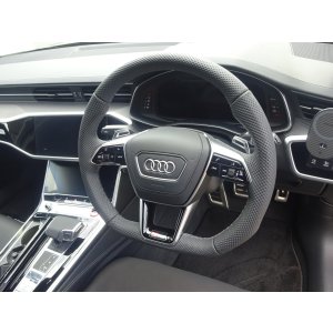 画像: AudiAG純正RS 6/RS 7(F2)用各種フラットボトムステアリング