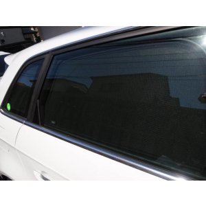 画像: アウディ純正Q2/S Q2(GA)用サンブラインド