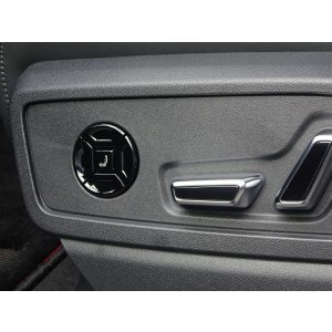 画像: Audi純正Q5(GU)系用グロスブラックランバーサポートスイッチ