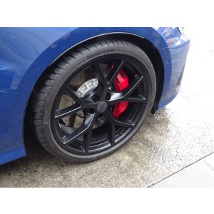 画像: AudiAG純正オールブラックセンターキャップ4個セット