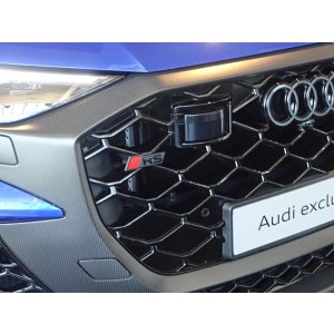 画像: Audi純正FL後RS Q8後付け用RSロゴグリルエンブレム