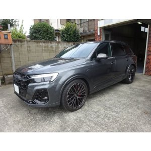 画像: AudiAG純正FL後Q7(4M)カーボンファイバードアモールセット