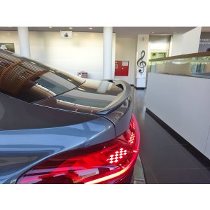 画像: Audi純正RS 5(FU)セダン用カーボンカモフラージュマットトランクスポイラー