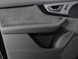 画像: AudiAG純正Q8(F1)各種レザードアアームレスト左右セット
