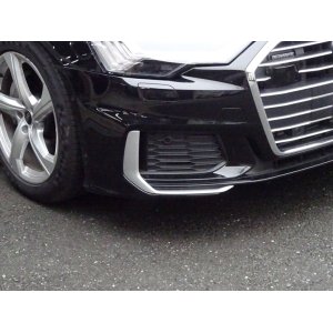 画像: Audi純正S6(F2)用シルバーエアガイドグリルトリム左右セット