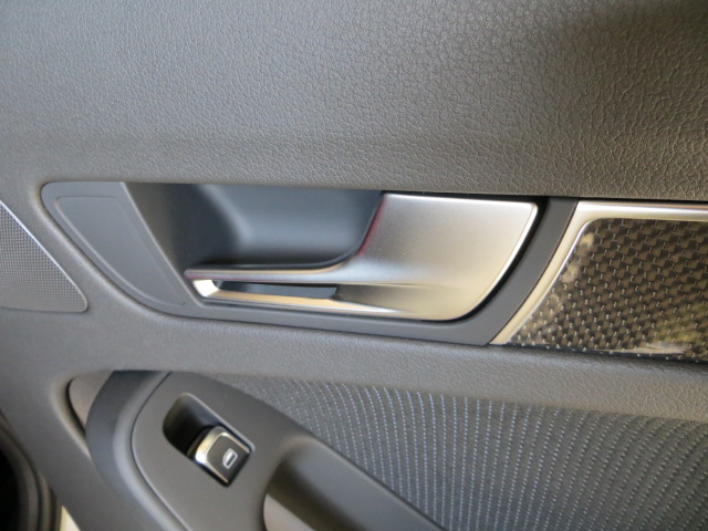 画像2: Audi純正RS 4(8K)純正インナードアハンドル左右セット