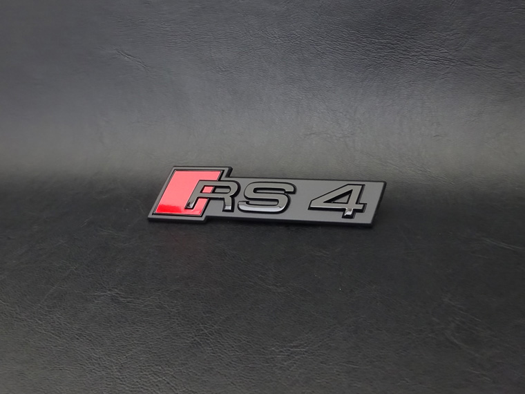 画像4: Audi純正RS 4(F4/8W)グリル用ブラックエンブレム