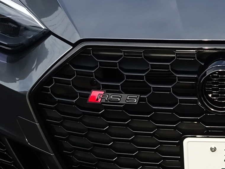 画像1: AudiAG純正RS 5(F5)グリル用ブラックエンブレム