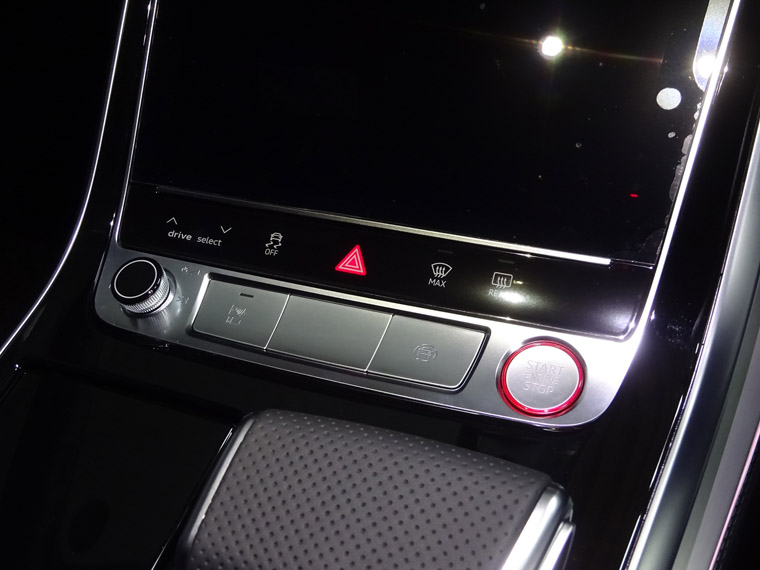 画像1: Audi純正Q8(F1)用アルミ調パーキングアシストスイッチ