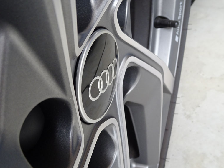 Audi純正ダイナミックセンターキャップ4個セット - G-Speed web store