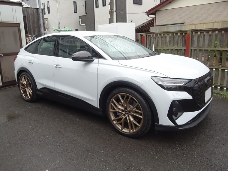 画像2: AudiAG純正Q4 e-tron用21インチ5スポークシュテルンデザインアルミホイールセット